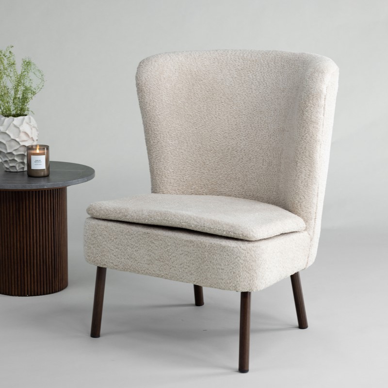 Ben Lænestol i Beige Boucle - Moderne Design til Stuen