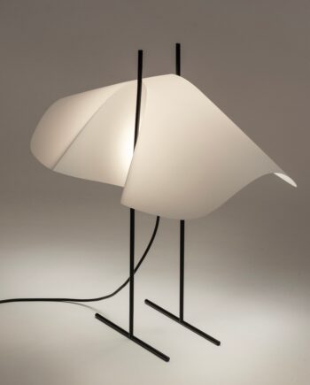Cho Gulvlampe med elegant sommerfugledesign
