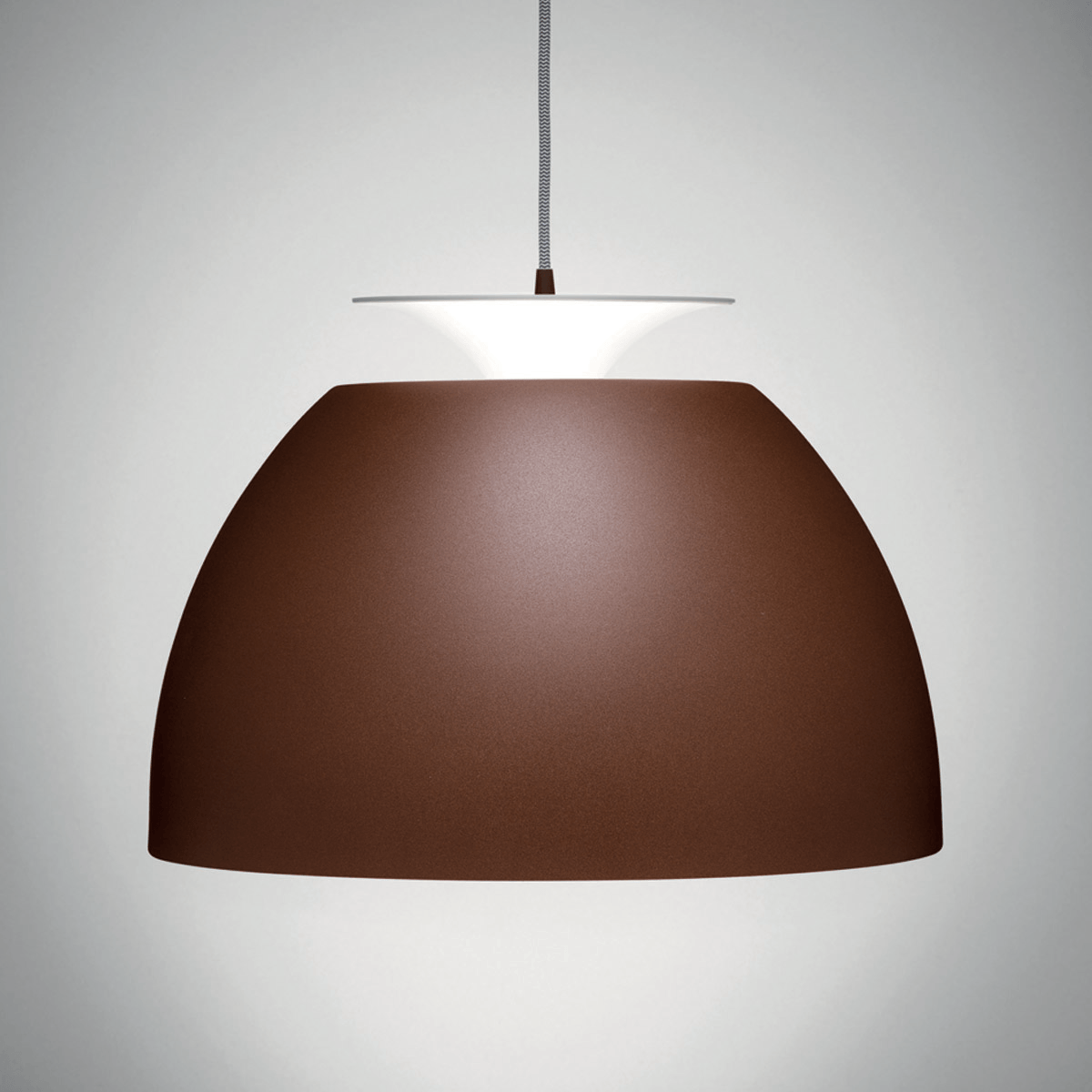 Bossa Ø50 Pendel i Brun - Justerbart Lysdesign