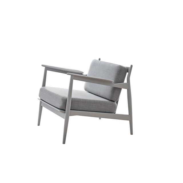 107 Lænestol i Gråmalet Bøg - Klassisk Design fra 1956