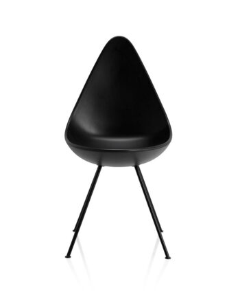 3110 Dråben Stol Sort Sorte Ben Udstillingsmodel Fritz Hansen Sneaker