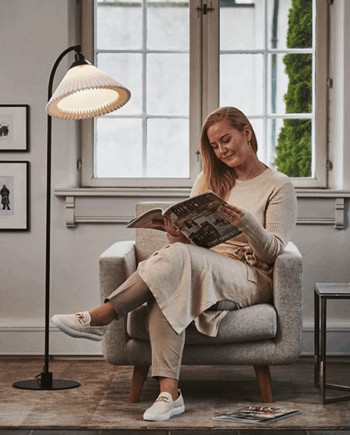 368 Gulvlampe Sort Le Klint Sneaker